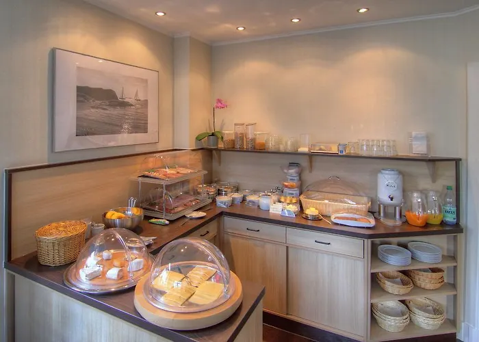 Garni Seestern Hotell 3*